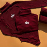 بادی یقه اسکی فینگری گلدوزی alo چری