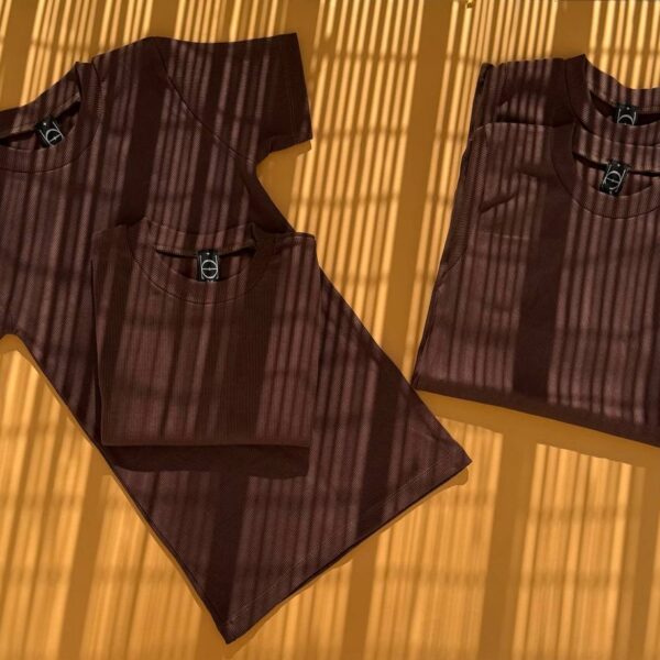 تیشرت تک رنگ قهوه ای