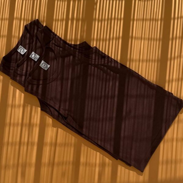 تاپ یقه گرد قهوه ای